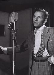 Frank Sinatra
1947
gelatin silver print