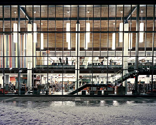 LIBRARY, WHITBY, ONTARIO | C-PRINT | 28 X 36 INCHES | 2009