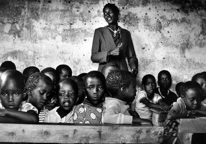School in the Lake Victoria region, Kenya
1986
gelatin silver print