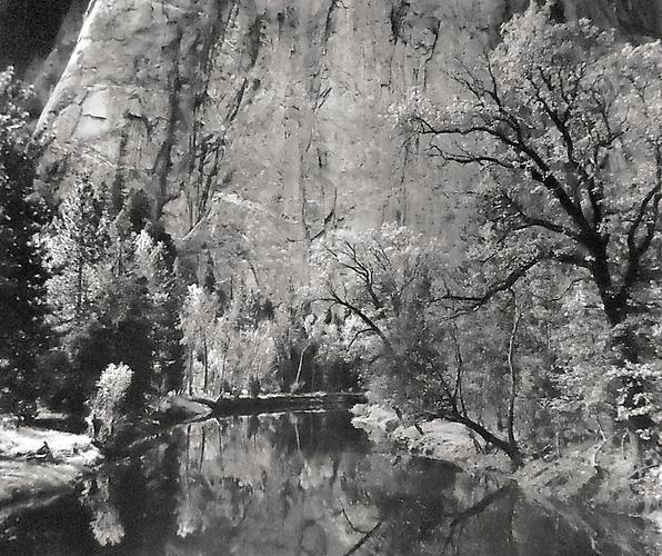 Merced River, Cliffs, Autumn, Yosemite Valley
© Ansel Adams Trust
1939
Gelatin silver print