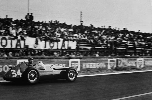 Fangio, Maserati 250F
1958
gelatin silver print