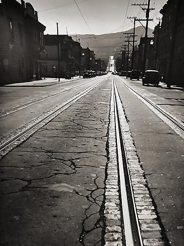 Noe Valley
1945
gelatin silver print