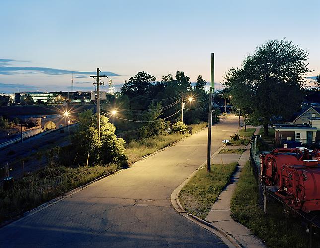 TECUMSEH STREET, SARNIA, ONTARIO | C-PRINT | 28 X 36 INCHES | 2007