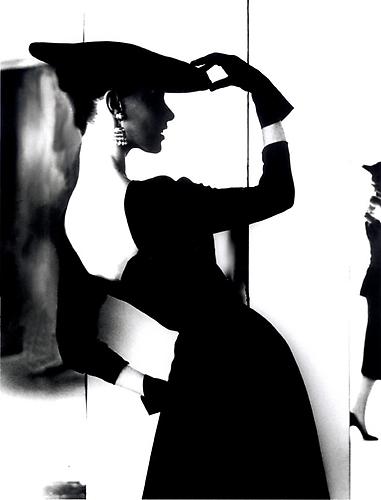 Barbara Mullen (Flat Hat, Bare Back)
circa 1950's
gelatin silver print
