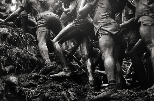 Serra Palada Gold Mine, Brazil [legs]
1986
gelatin silver print