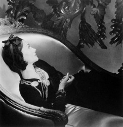 Coco Chanel, Paris
1937
platinum/palladium print