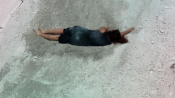 OLGA CHAGAOUTDINOVA | STONE ACHE 2 | VIDEO STILL | 2010
