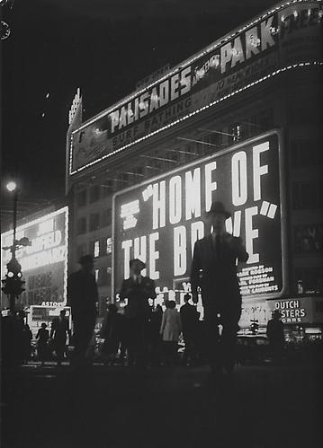 Home of Brave, New York
1947
gelatin silver print