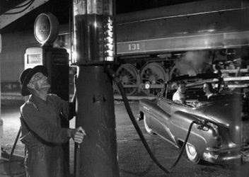Sometimes the Electricity Fails
1956
gelatin silver contact print