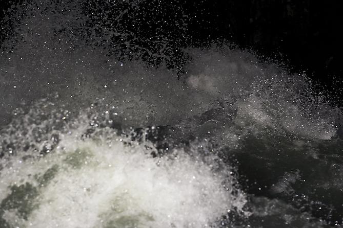 STANDING WAVE #6 | DIGITAL C-PRINT | 127 X 190 CM | 2007