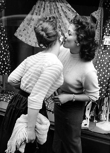 Soho Greeting, London
1956
gelatin silver print