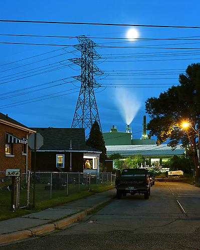 TOM AT ROOSEVELT AVENUE, HAMILTON, ONTARIO | C-PRINT | 24 X 30 INCHES | 2009