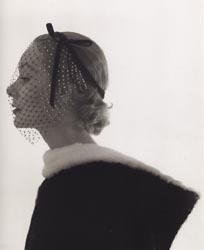Nina de Voe, New York
1939
gelatin silver print