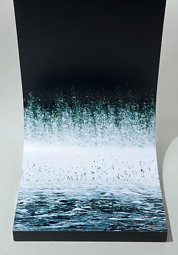 5 SCULPTURAL ELEMENTS (DETAIL) | INSTALLATION VIEW | PEAK GALLERY TORONTO | LAMINATED PLYWOOD, LAMBDA PRINTS | 227 X 61 X 46 CM EACH | 2009