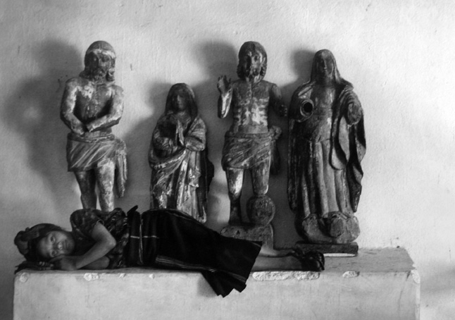 Holy Rest, Santa Catarina Palapo, Guatemala
1989
gelatin silver print