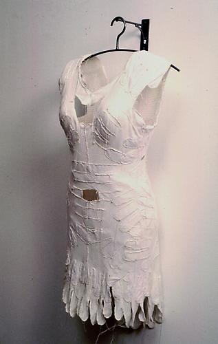 Paul Villinski
Cinderella (Glove Dress)   1992
Cotton gloves, hand stitching
41 x 18 x 11 in