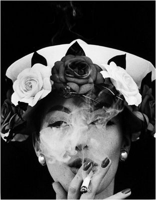 Hat & 5 Roses, Paris [VOGUE]
1956
gelatin silver print