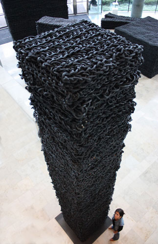 Joe, 2008
Nylon climbing rope with latex paint
32 x 32 x 204 inches