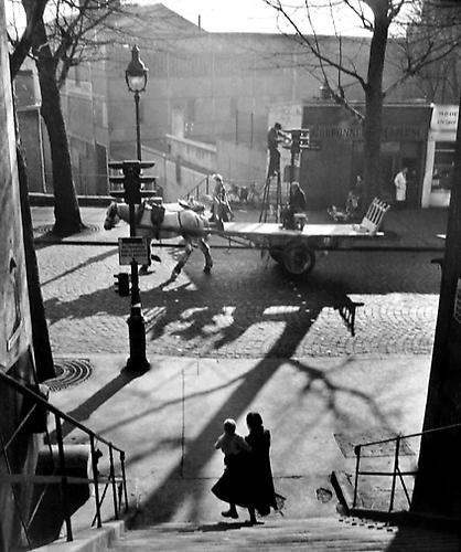 Avenue Simon Bolivar, Paris
1950
gelatin silver print
