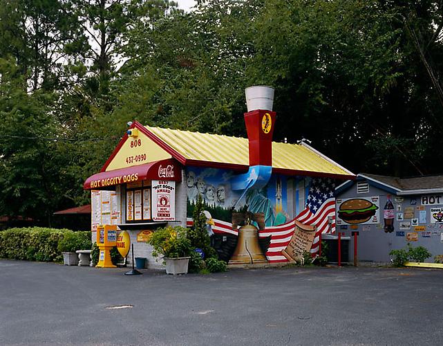 Hot Diggity Dogs, from series "Along the Dixie Highway," 2007
C-print
30 x 40 in.