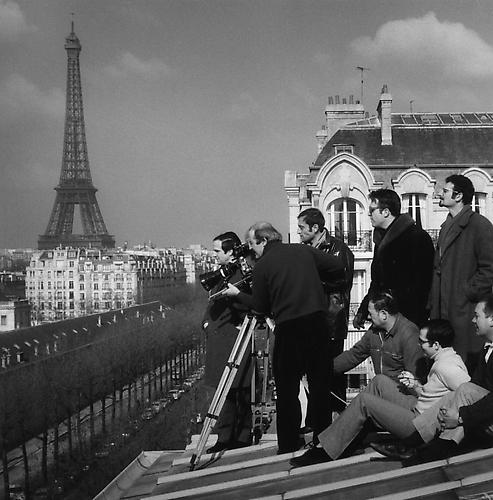 Shooting on the roof with chef operator Denys Clerval (Baisers Voles)
1968
gelatin silver print