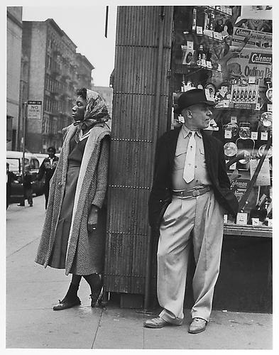 Black woman, white man, store window 
mid 1950s
Gelatin Silver Print