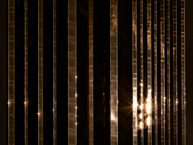 David S. Allee, 9:18 am, Trump Hotel and Tower ed. 3 (2010)
Chromogenic Print
60h x 80w in (152.4h x 203.2w cm)
