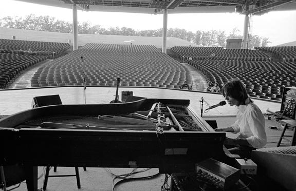 Joel Bernstein. Jackson Browne, Pine Knob, Clarkston, MI
1977
gelatin silver print