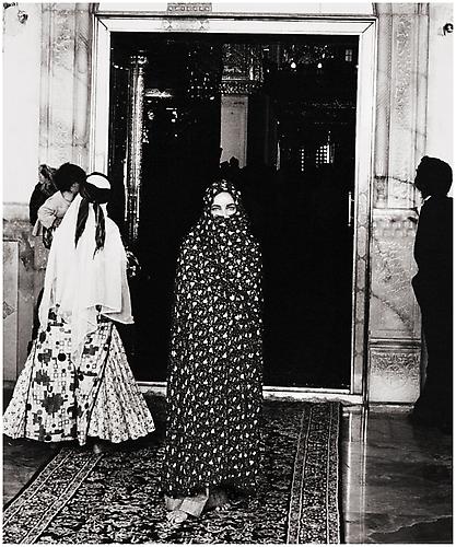 Elizabeth Taylor Wearing a Chador at the Shah Cheragh Shrine, 1976, Printed 2011
 C-print
36.25 x 30.25 in / 92.1 x 76.8 cm