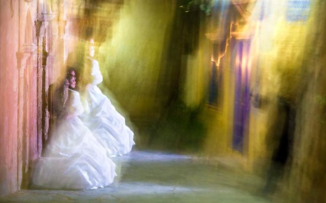  Born to be a Bride (2009)  -  Enquire 
From the  Dream Flow  Series
Lambda Laminated Print on Dibond
Available in 190 x 125 cm (Editions of 3), 150 x 100 cm (Editions of 10) & 90 x 60 cm (Editions of 30)