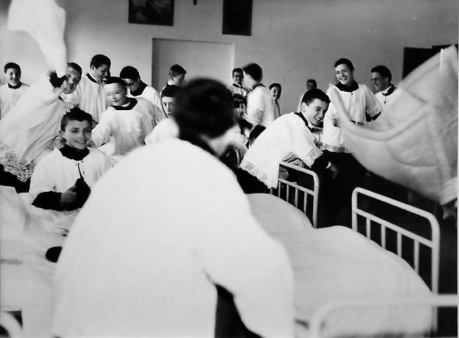 Io non ho mani che mi accarezzino il voto
1961-1963
gelatin silver print