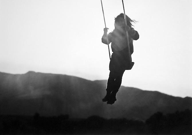 Felicita raggiunta si cammina di Eugenio Montale [The Swing]
1986-1992
gelatin silver print
