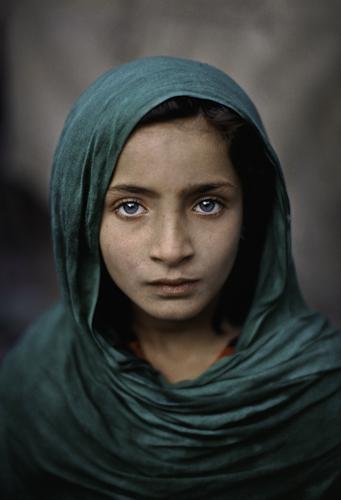 Girl with green shawl, Peshawar, Pakistan
2002
C-type print on Fuji Crystal Archive paper