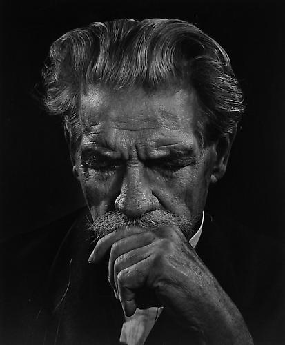 Albert Schweitzer
1954
gelatin silver print