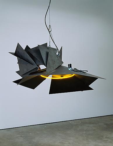 Night Session, Kelp, 1996
steel, neon and halogen
24 x 33 x 41 inches