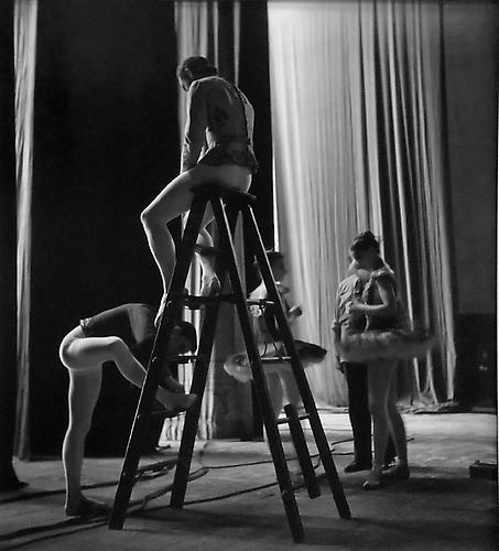 Dancers Backstage
1957
gelatin silver print
