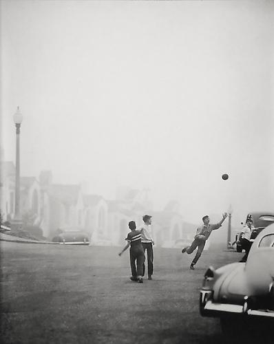 Street Ball Game in Fog
1950
gelatin silver print