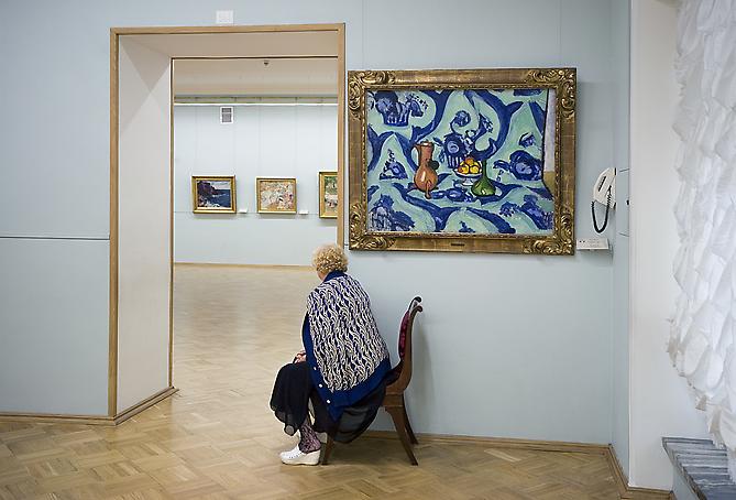 Andy Freeberg,  Henri Matisse's Still Life with Blue Tablecloth, State Hermitage Museum , 2008
Archival pigment print