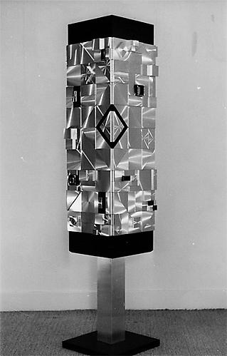 Max Finkelstein
Sensor 4, 1970
Aluminum construction
63.5 x 14.5 x 14.5 inches