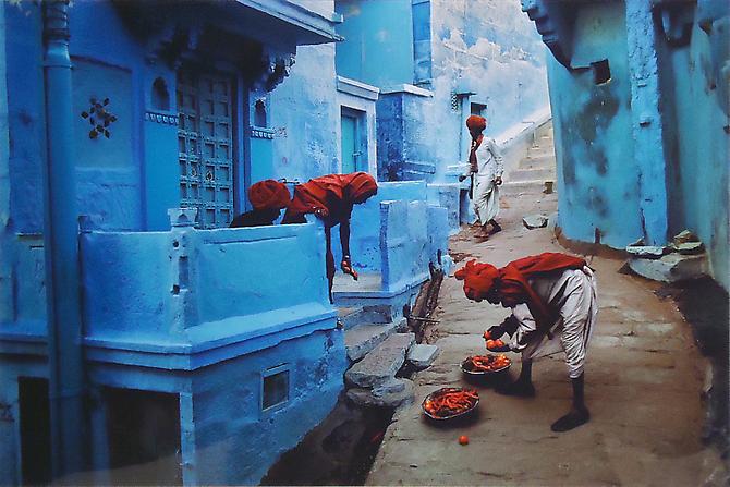 Jodhpur, India [fruit vendors]
1996
C-type print on Fuji Crystal Archive paper