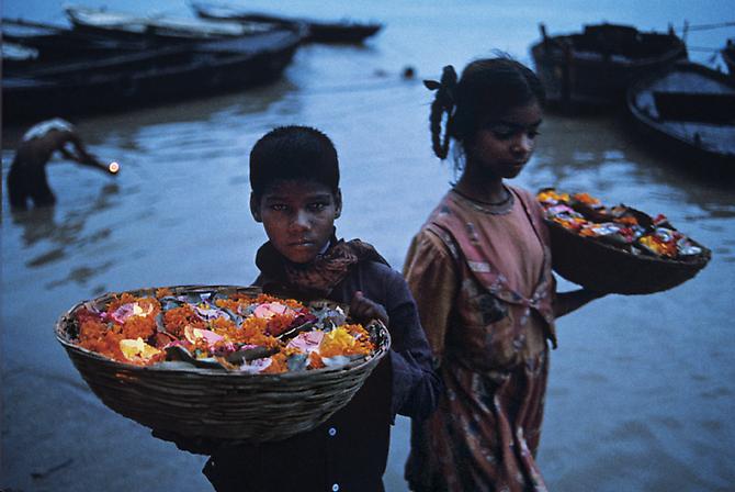 Floating Offerings, Varanasi, India
1996
C-type print on Fuji Crystal Archive paper