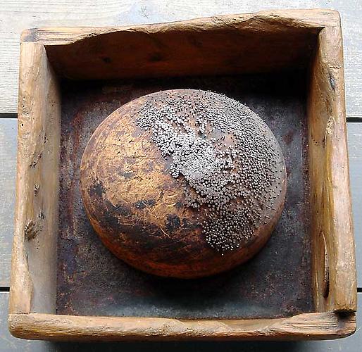 Varujan Boghosian, 1963
 Pluto , construction
12" x 12" 7.75"