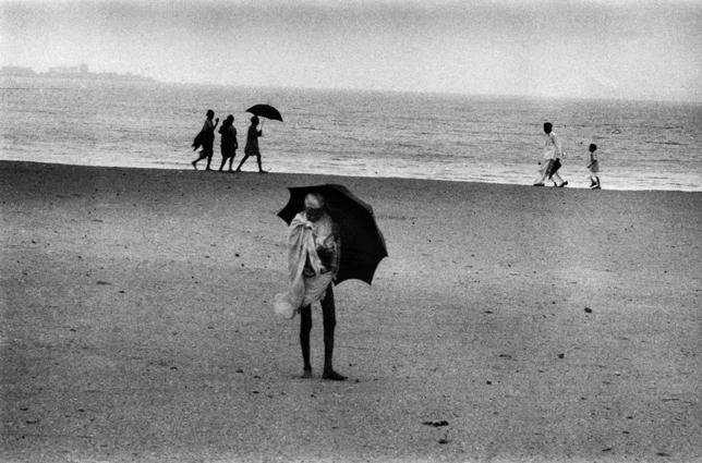 India 
1956
Silver Gelatin Print