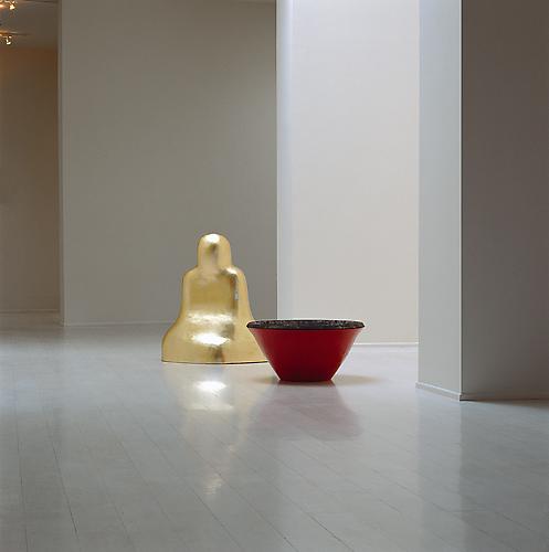 Red Bowl, 1995
cast iron, gold leaf and paint
36 x 72 x 36 inches