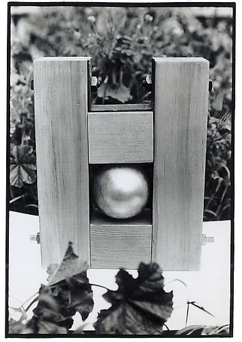 Star 2, 1969
wood, steel and copper
16 x 14 x 4 inches
