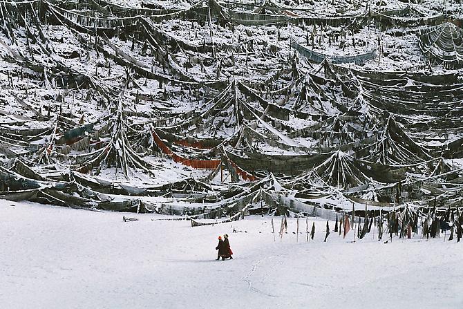 Prayer flags, planted to bring happiness and prosperity, cover a hillside in Machen, Tibet
2001
C-type print on Fuji Crystal Archive paper