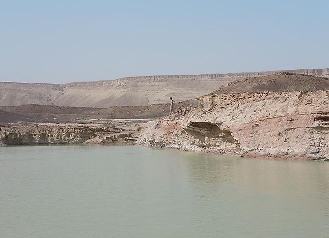  Ramon Crater , 2012
Archival Pigment Print
16.5 x 20.5 inches
42 x 52 cm