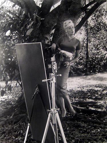 1959, 1959
Silver gelatin print
29 x 23 in
73.7 x 58.4 cm