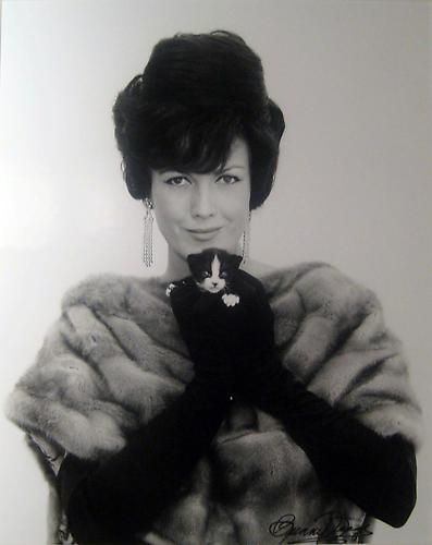 1950-1960s, 1950-1969
Silver gelatin print
29 x 23 in
73.7 x 58.4 cm