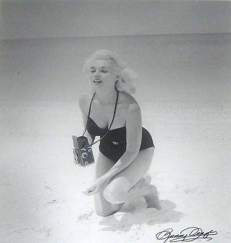 Early 1950's, 1950-1959
Silver gelatin print
29 x 23 in
73.7 x 58.4 cm